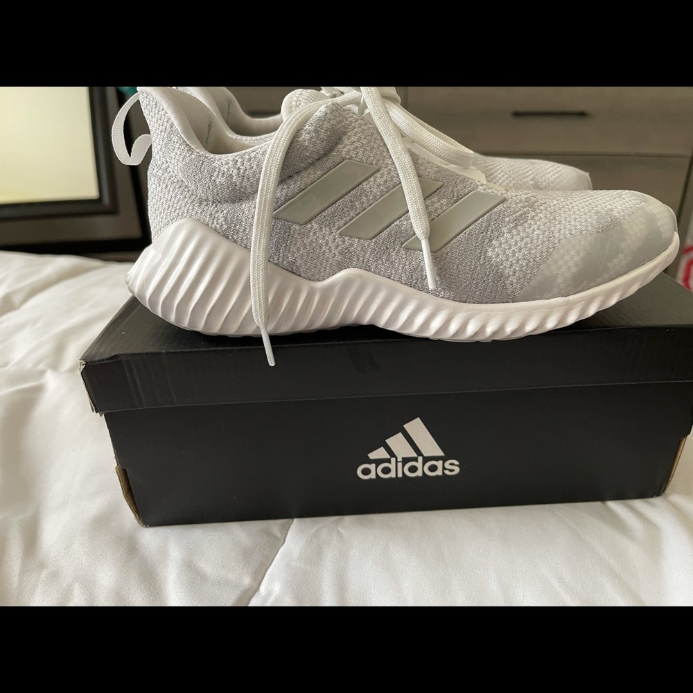 Adidas Forta Run